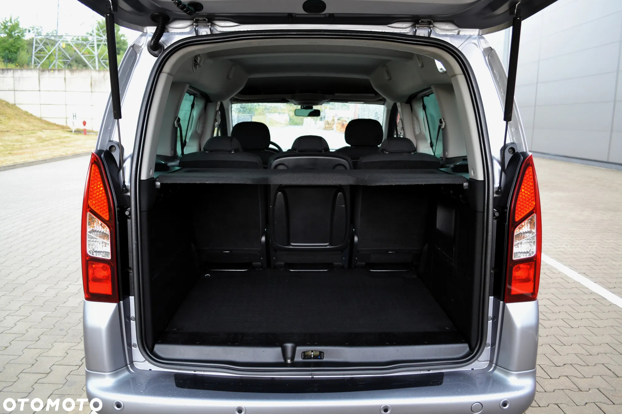 Peugeot Partner 1.6 BlueHDi Outdoor - 25