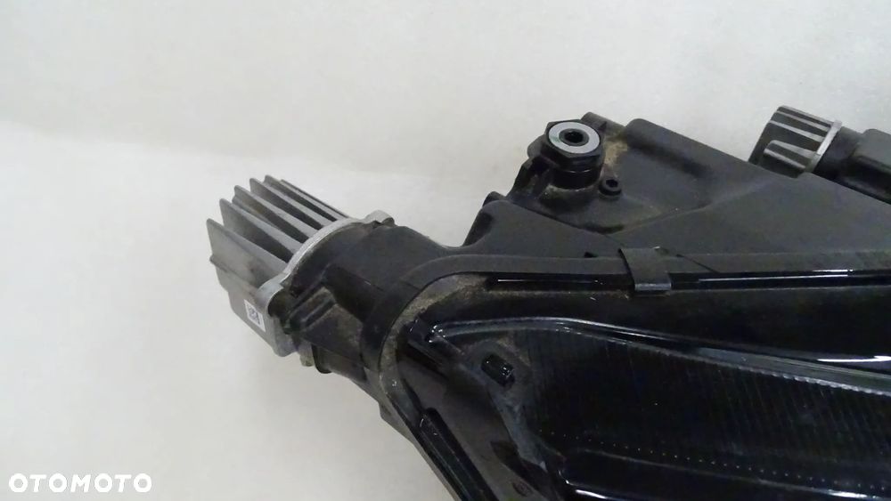 SKODA OCTAVIA IV 5E4 FULL LED - lampa przednia prawa - 6