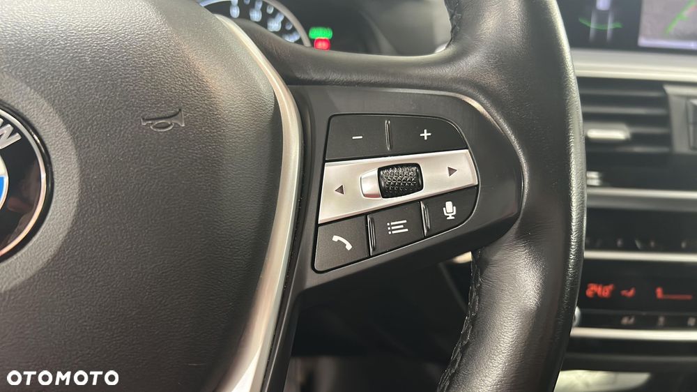 BMW X3 xDrive30e - 23