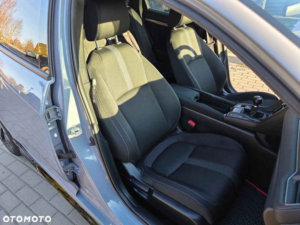 Honda Civic 1.5 T Sport (Navi) - 25