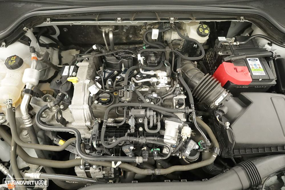 Ford Focus 1.0 EcoBoost MHEV ST-Line X - 24