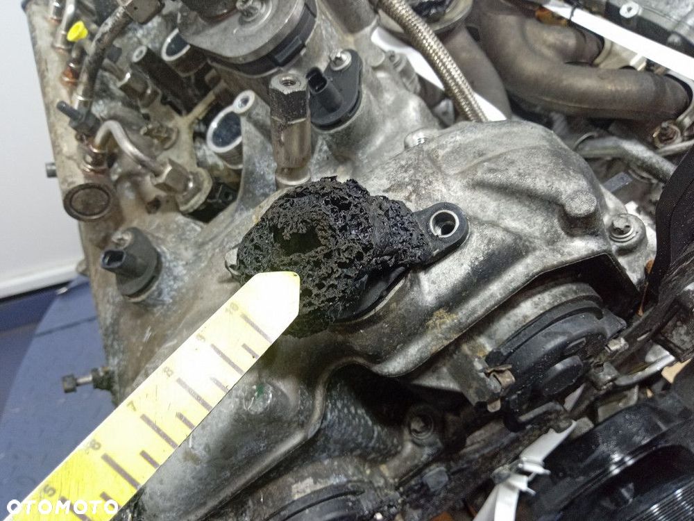 BMW X5 G05 G06 M50i SILNIK BENZYNA 4.4 V8 530KM N63B44D - 11