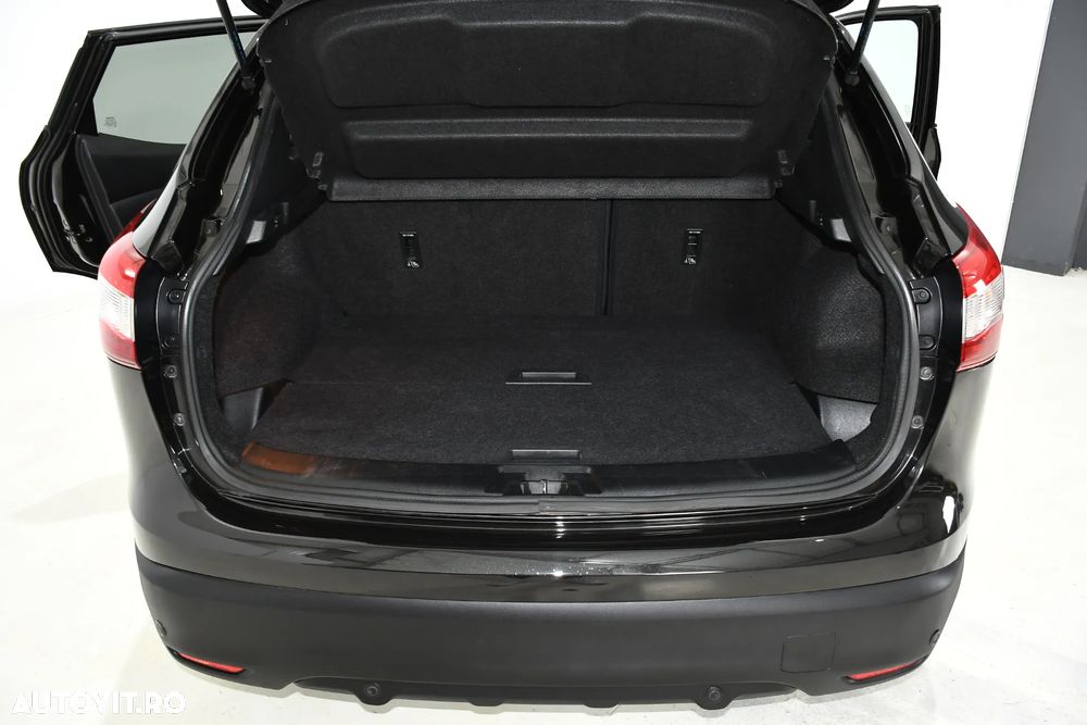 Nissan Qashqai 1.5 DCI N-Connecta - 20
