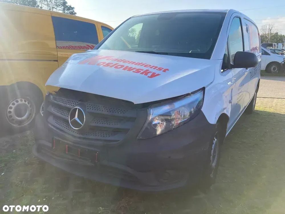 Mercedes-Benz VITO 110 - 1