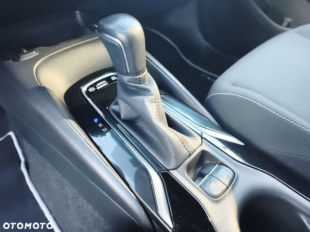 Toyota Corolla 2.0 Hybrid Comfort - 18