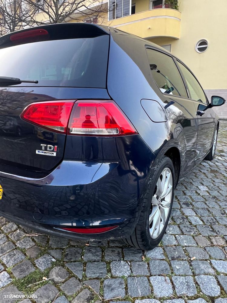 VW Golf 1.6 TDi Trendline DSG - 4
