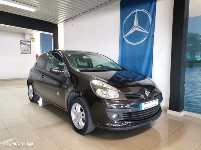 Renault Clio 1.2 16V Dynamique - 1