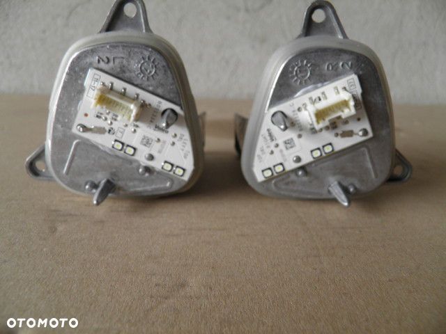 OPEL CROSSLAND 2017r PRZETWORNICA LAMPY MODUŁ LED - 2