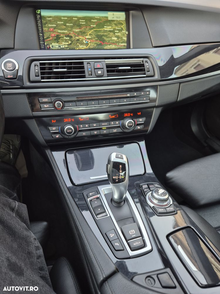 BMW Seria 5 525d xDrive Aut. - 7