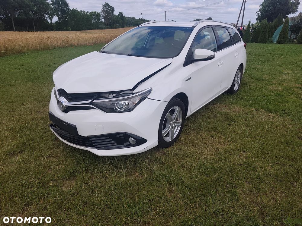 Toyota Auris - 1