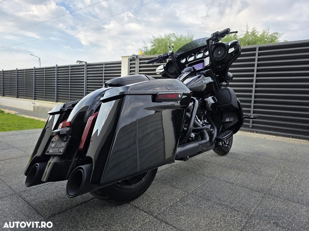 Harley-Davidson Street Glide Special - 4