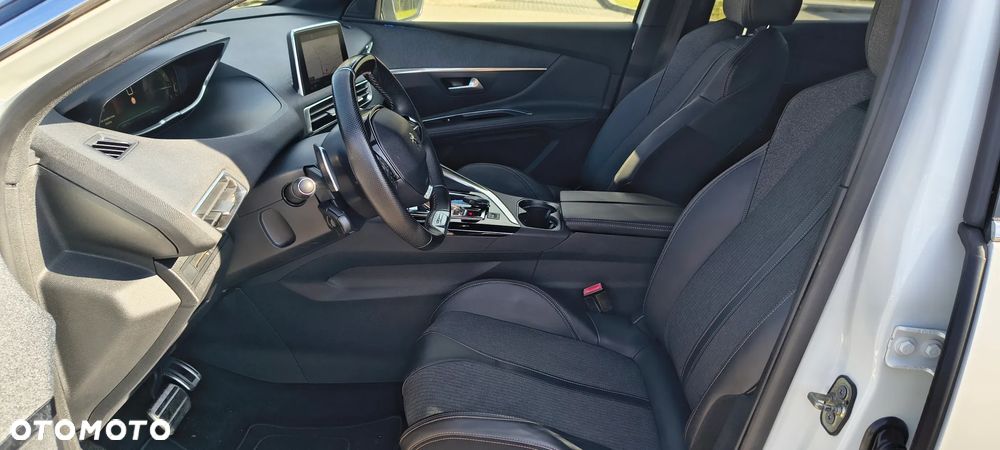 Peugeot 3008 - 9