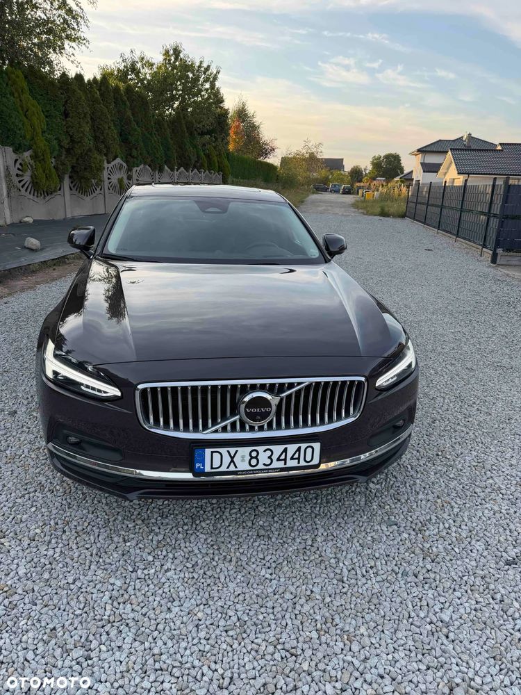 Volvo S90 - 2