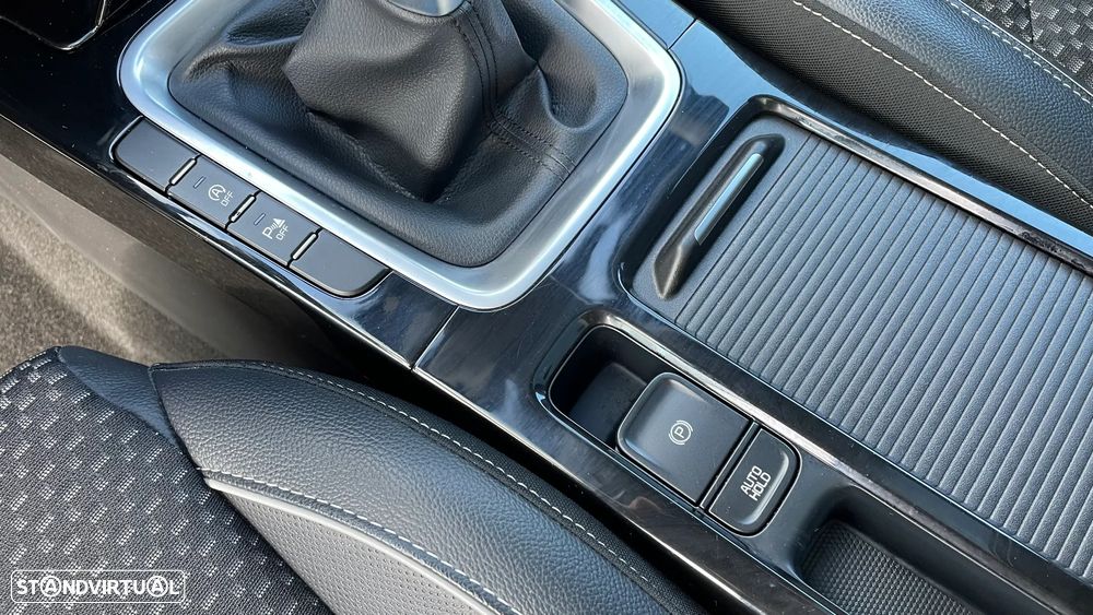 Kia Ceed SW 1.0 T-GDI TX+SRF - 25