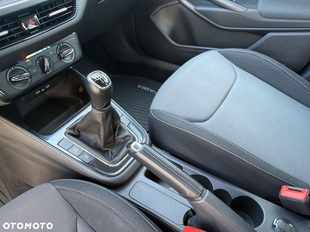 Skoda Fabia 1.0 TSI Ambition - 14