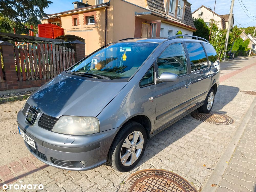 Seat Alhambra 2008 photo 3