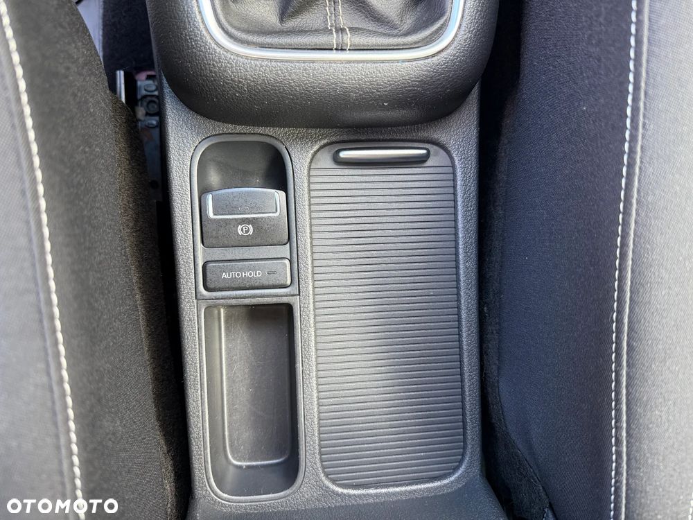 Volkswagen Tiguan - 25