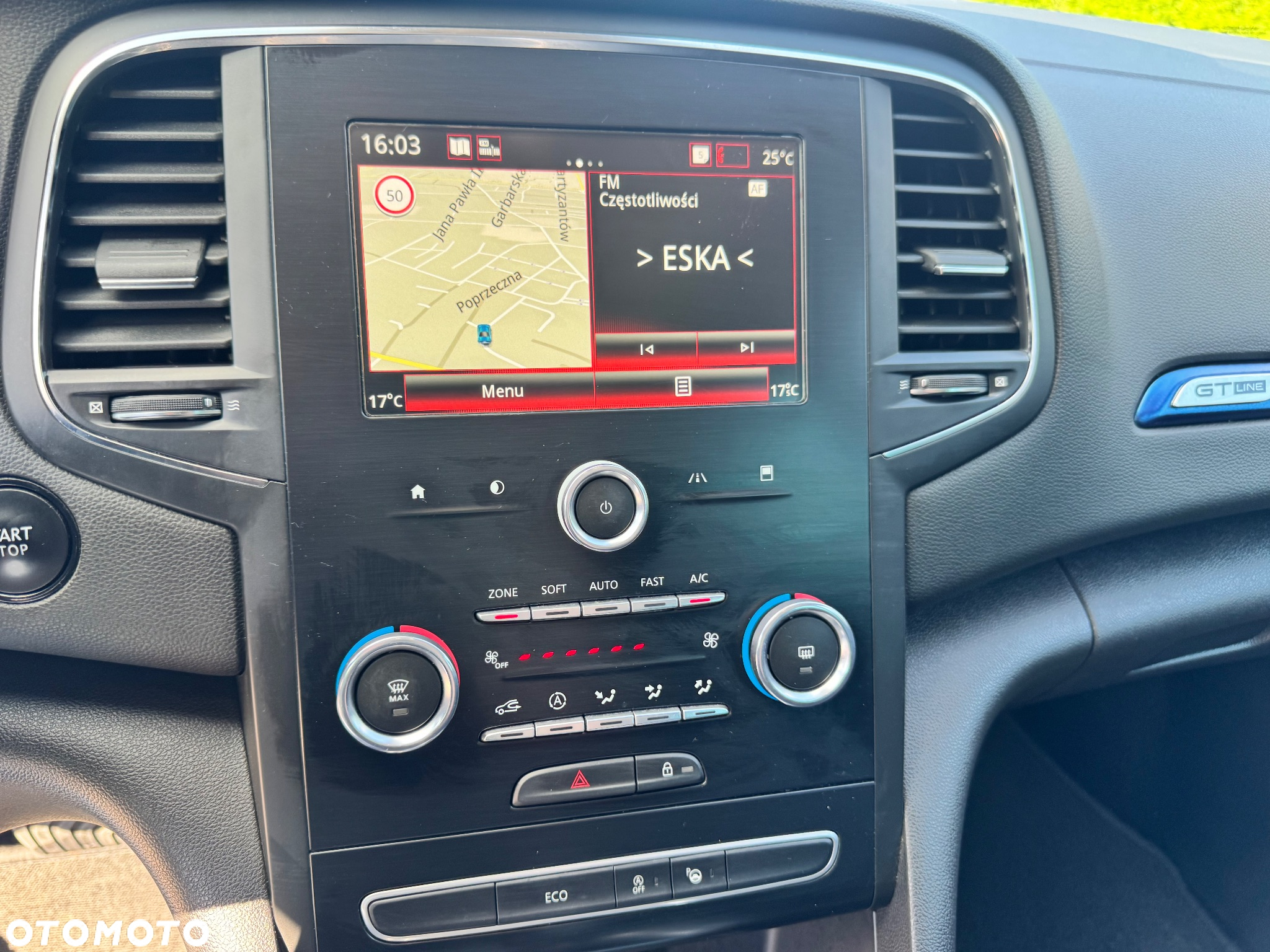 Renault Megane BLUE dCi 150 EDC GT LINE - 24