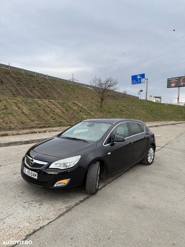 Opel Astra 1.4 Turbo Design Edition - 10