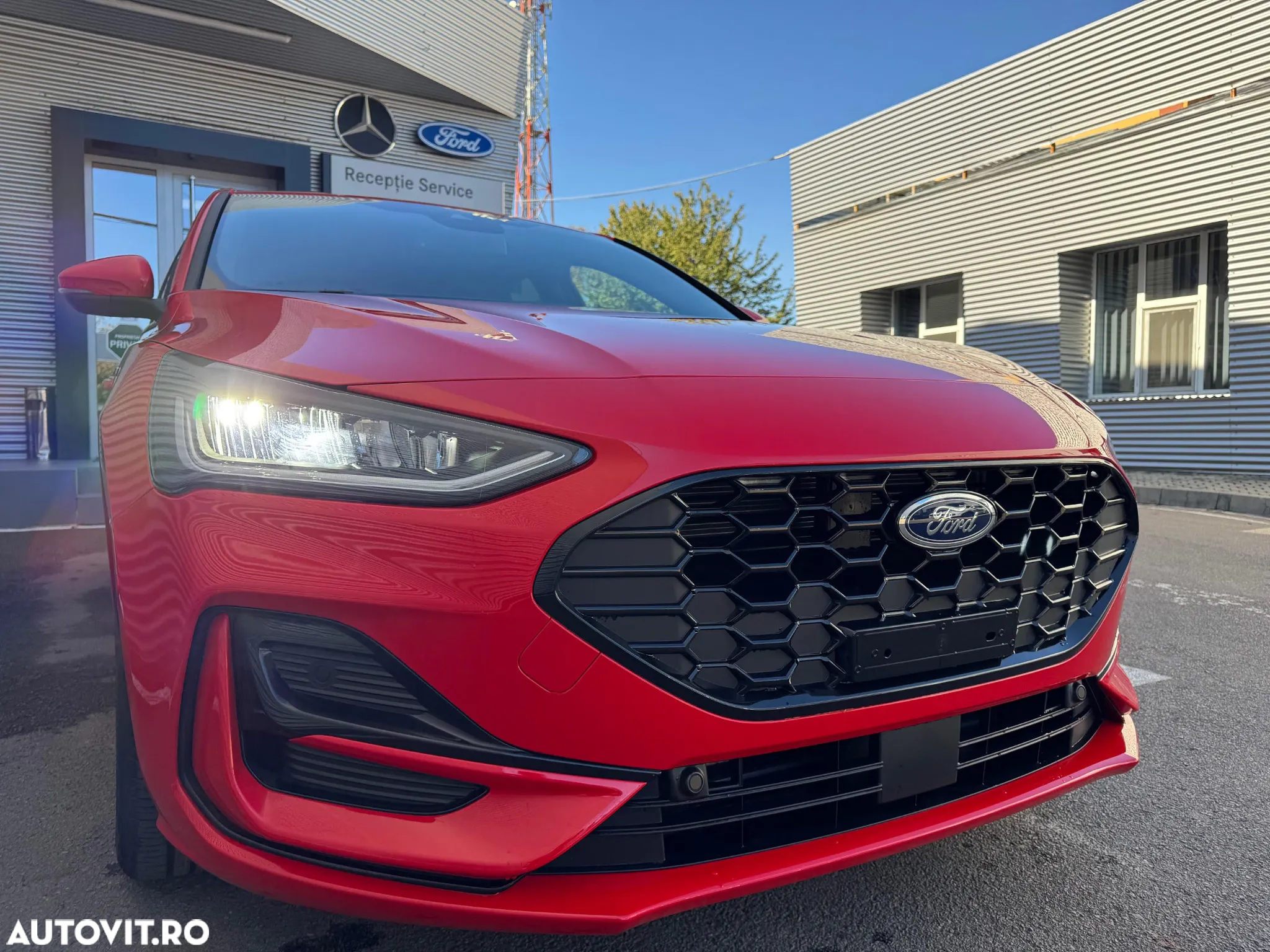 Ford Focus 1.0 EcoBoost MHEV ST-Line X - 16