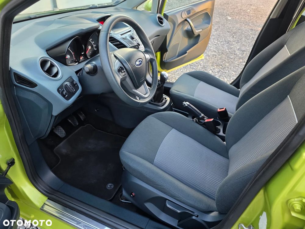 Ford Fiesta 1.25 Trend - 35