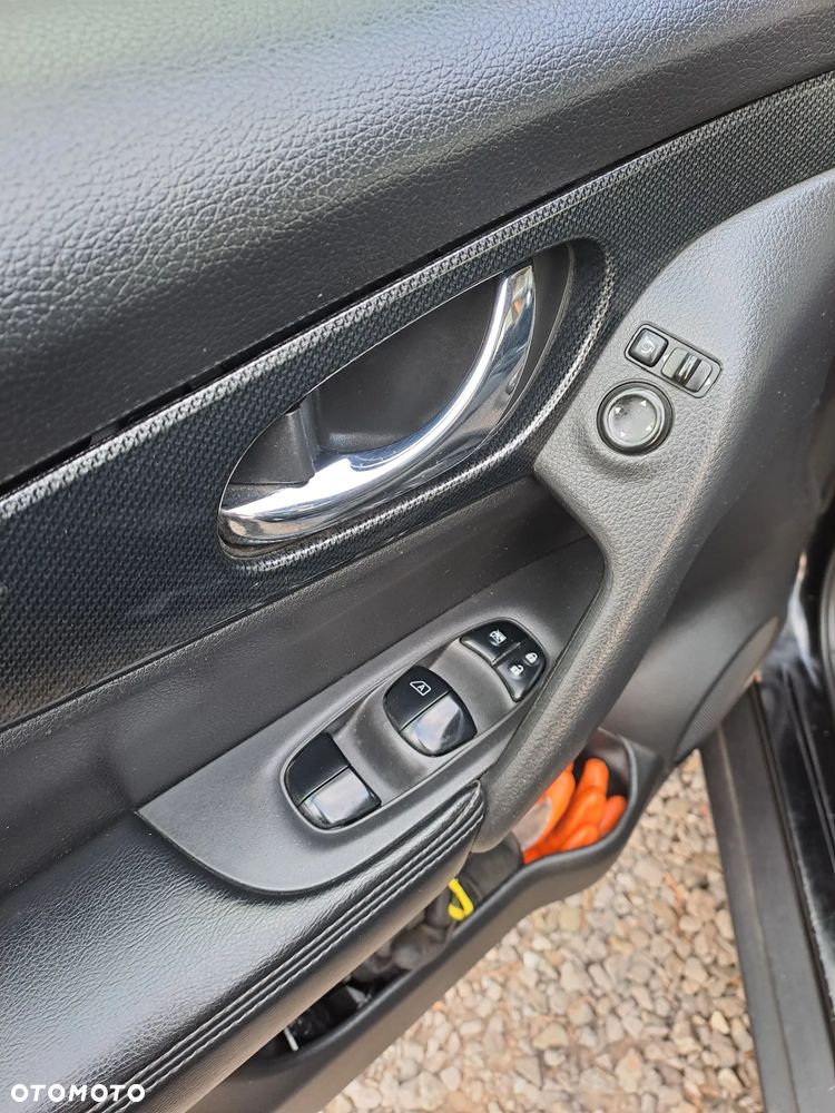 Nissan X-Trail 1.6 DCi Tekna 4WD EU6 - 16