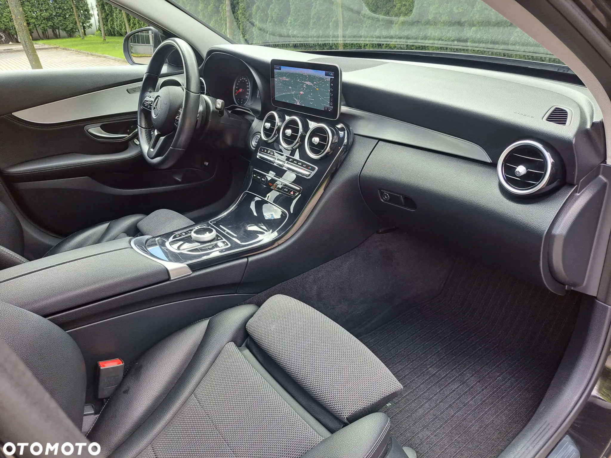 Mercedes-Benz Klasa C 220 d T 9G-TRONIC Avantgarde - 26