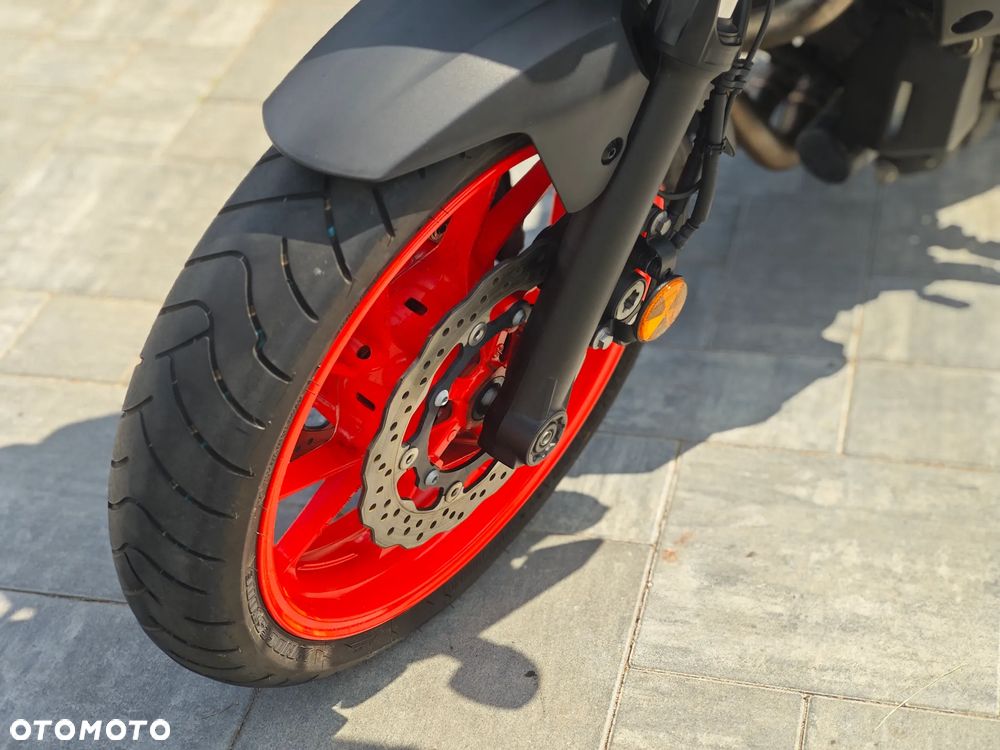 Yamaha MT - 22