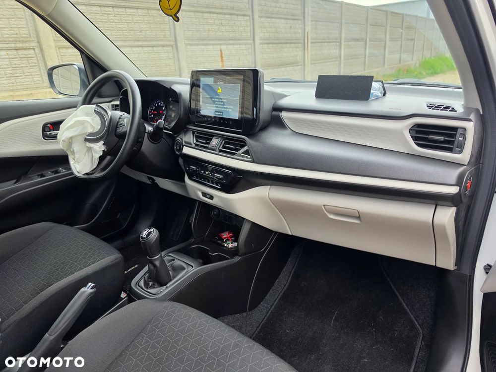 Suzuki Swift 1.2 Dualjet Hybrid MT Club - 10