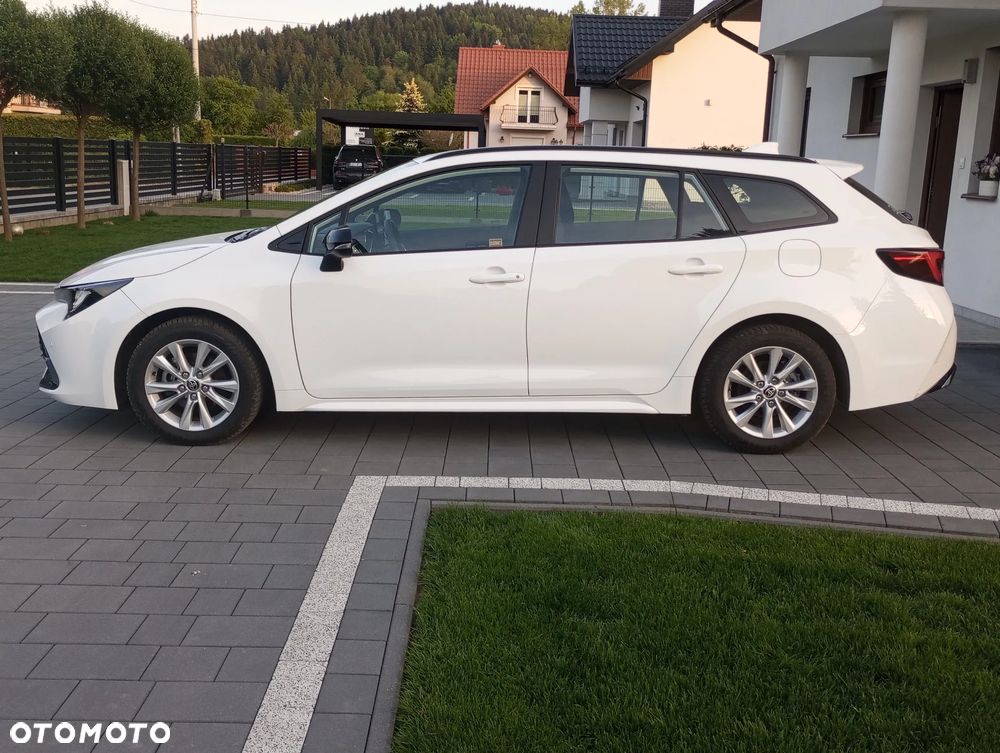 Toyota Corolla 1.8 Hybrid Comfort - 8