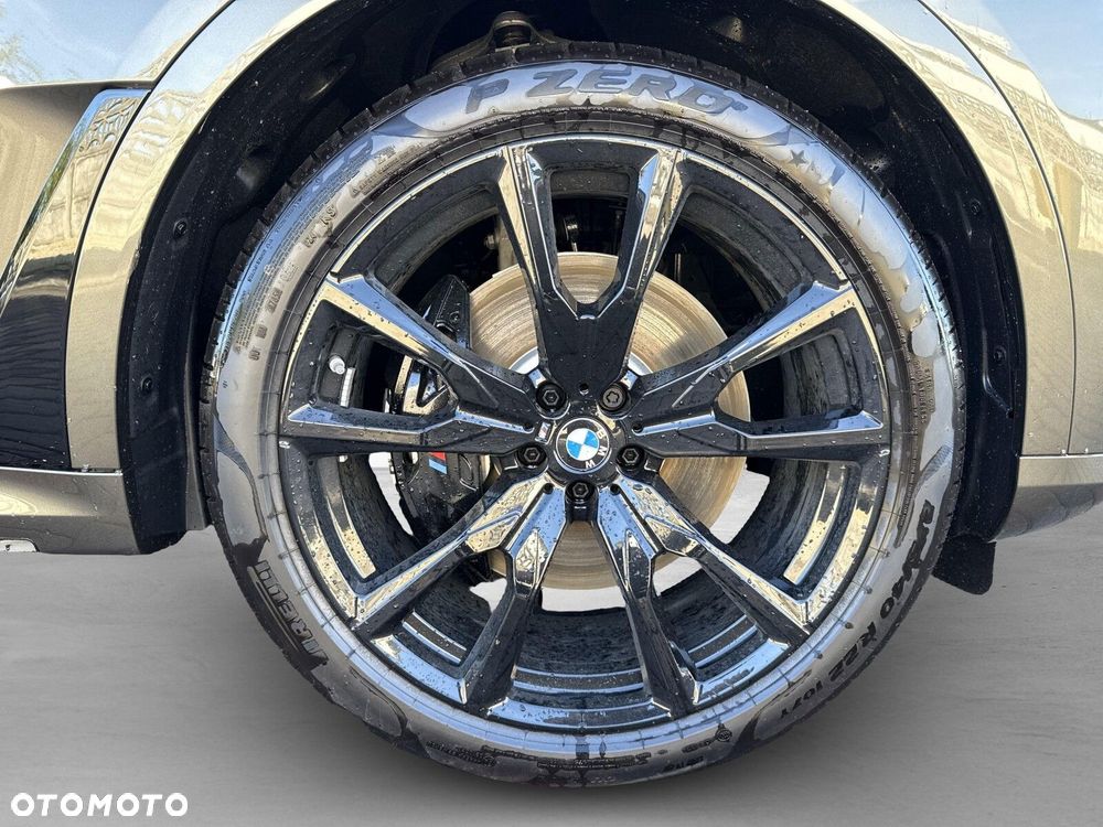BMW X7 - 10