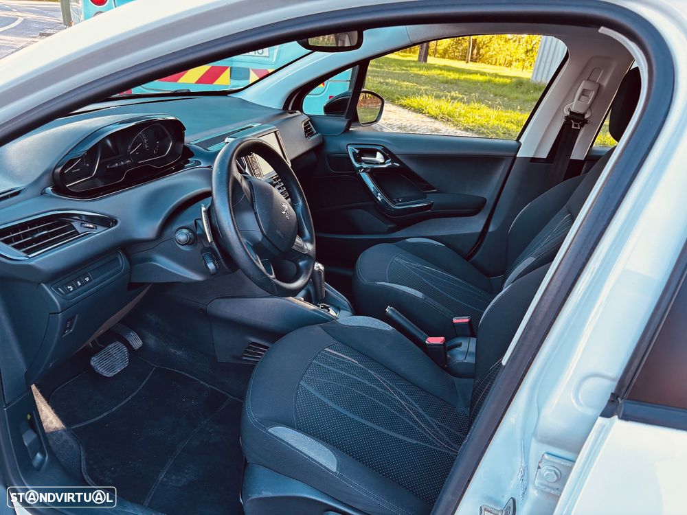 Peugeot 208 e-HDi 68 EGS5 Stop&Start Active - 18