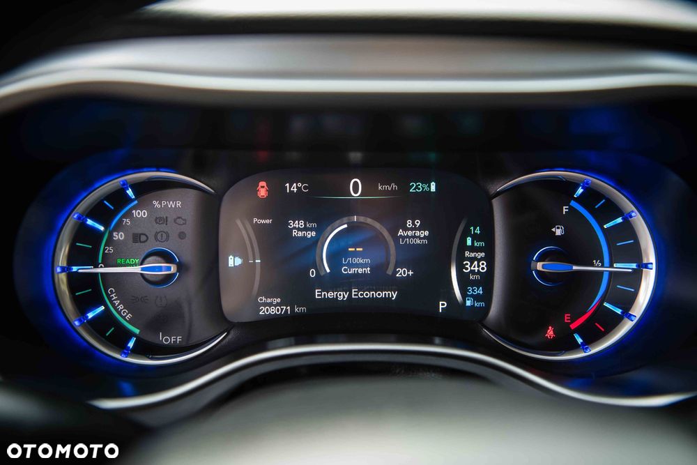 Chrysler Pacifica - 14