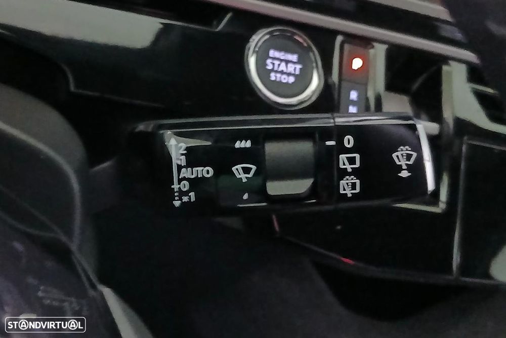 Peugeot 5008 1.2 Hybrid Allure e-DCS6 - 12