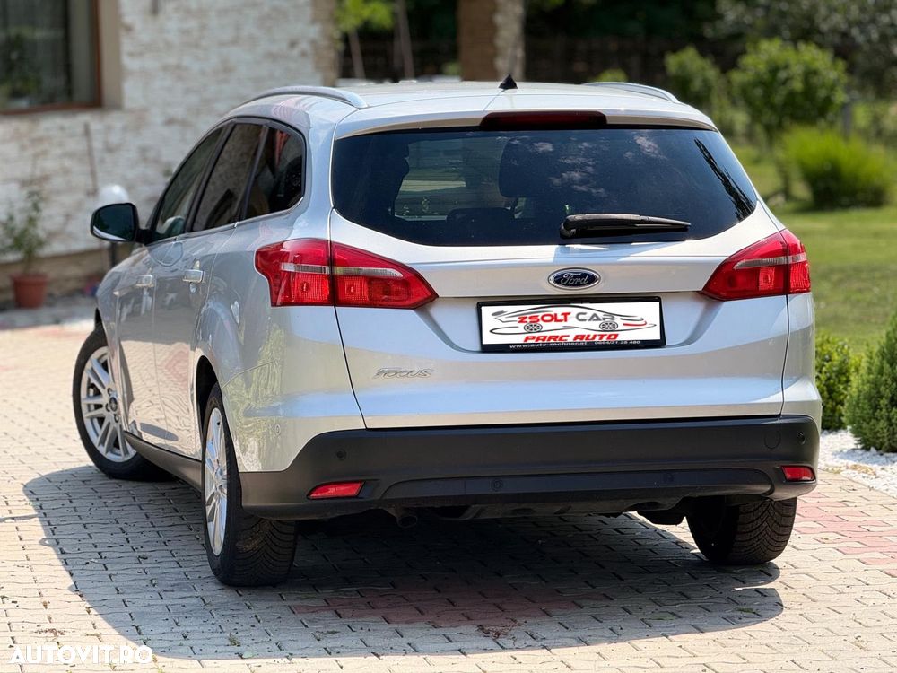 Ford Focus 1.6 TDCI DPF Start-Stopp-System Titanium - 5
