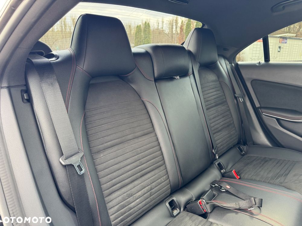 Mercedes-Benz CLA 200 7G-DCT AMG Line - 18