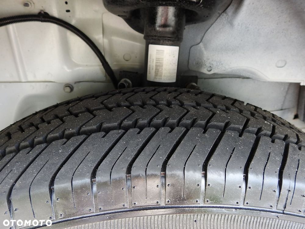 Ford TRANSIT CHŁODNIA KONTENER 0*C ZASILANIE 230V TEMPOMAT KLIMATYZACJA BLIŹNIACZE KOŁA  170KM - 31