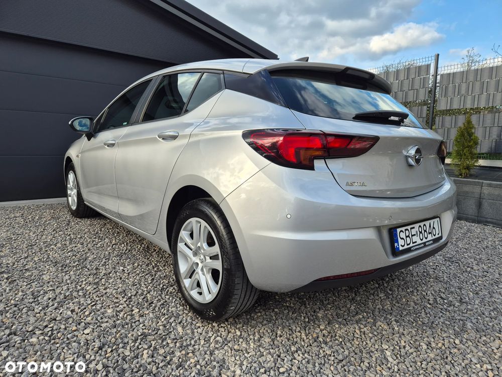 Opel Astra - 4