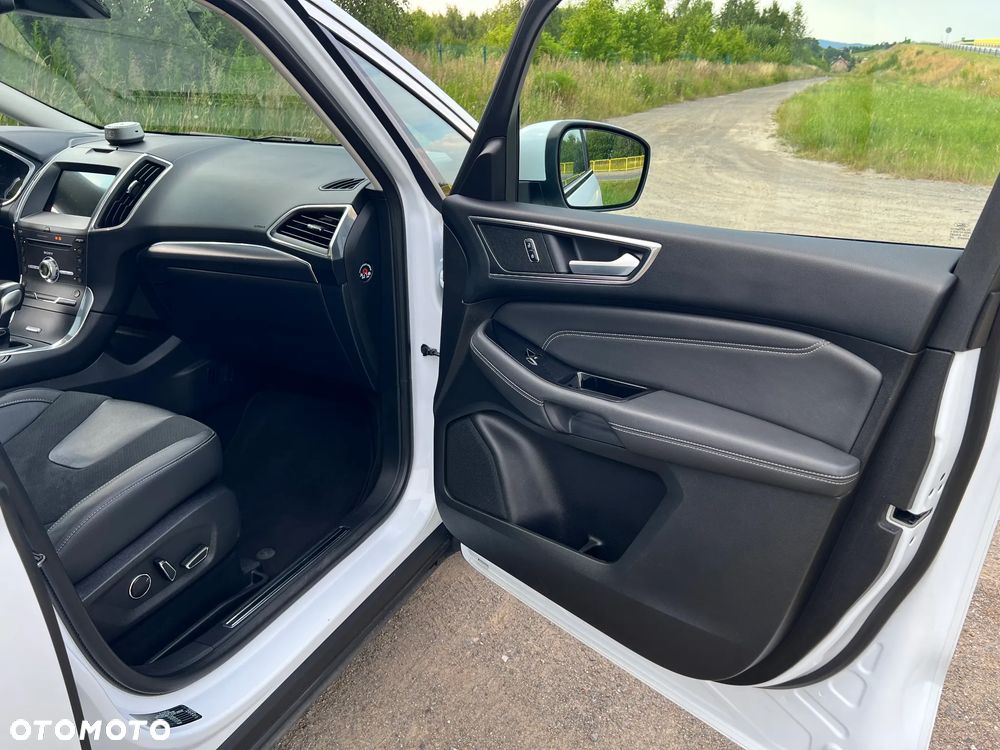 Ford S-Max 2.0 TDCi Titanium PowerShift - 22