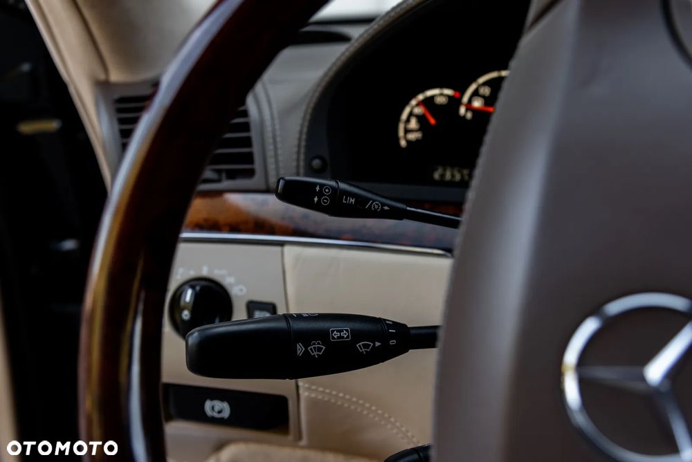 Mercedes-Benz Klasa S 500 L 4-Matic - 27