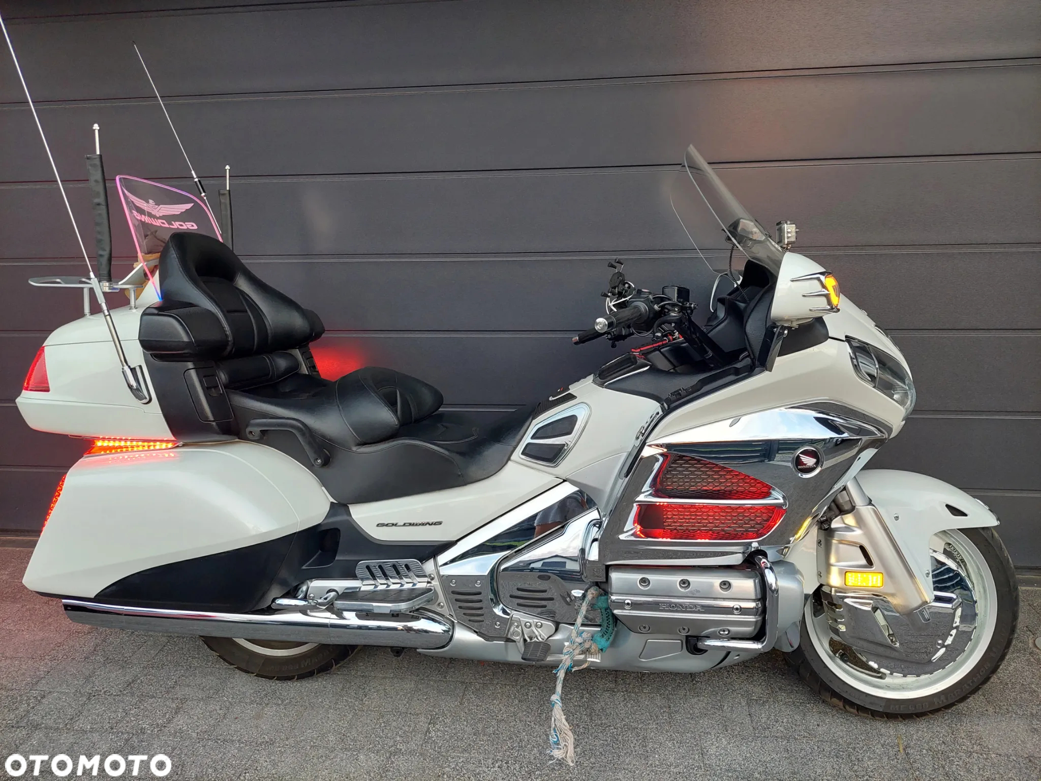 Honda GL - 6