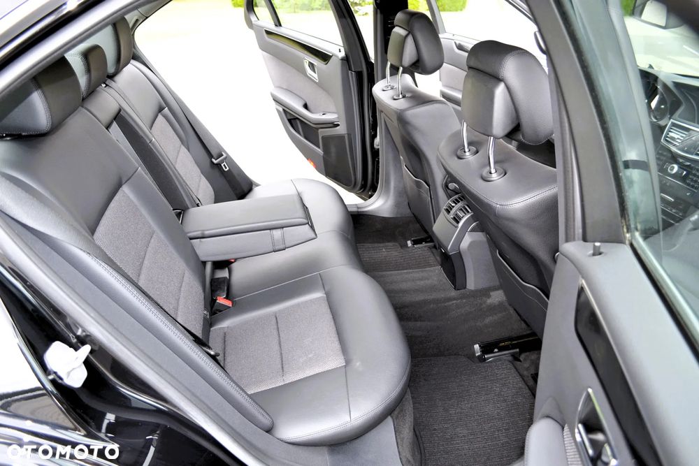 Mercedes-Benz Klasa E 200 CDI DPF BlueEFFICIENCY Automatik Avantgarde - 31