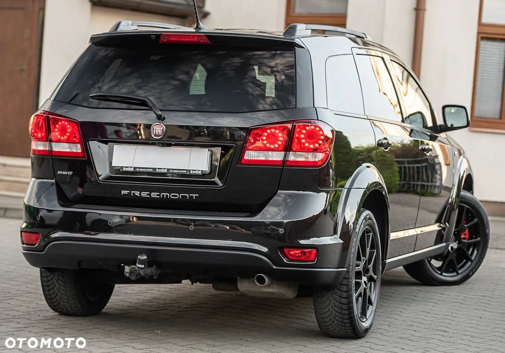 Fiat Freemont 2.0 Multijet 16V DPF Automatik Allrad Black Code - 12