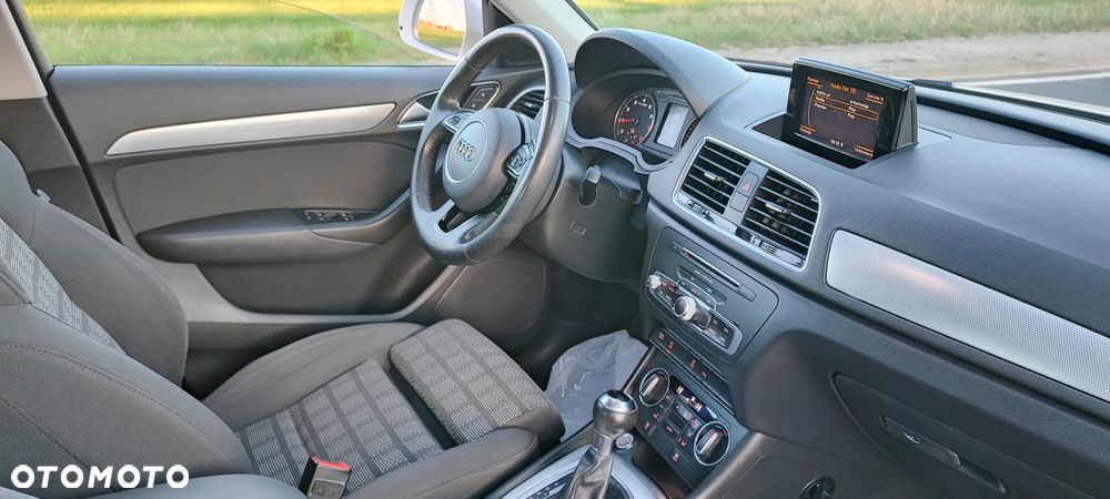 Audi Q3 1.4 TFSI Design S tronic - 18