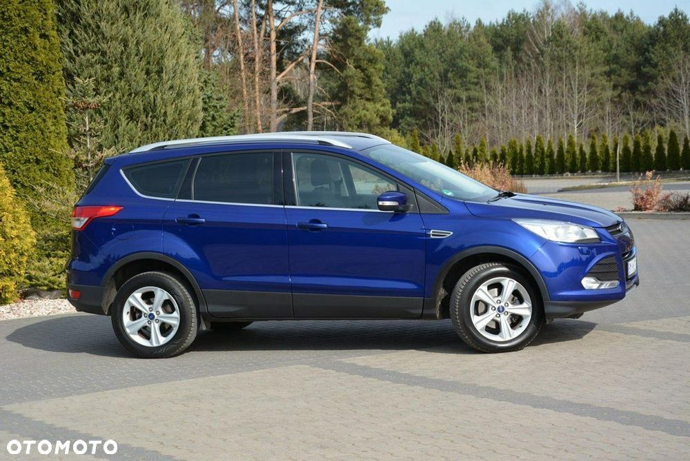 Ford Kuga 1.5 EcoBoost 2x4 Titanium - 4