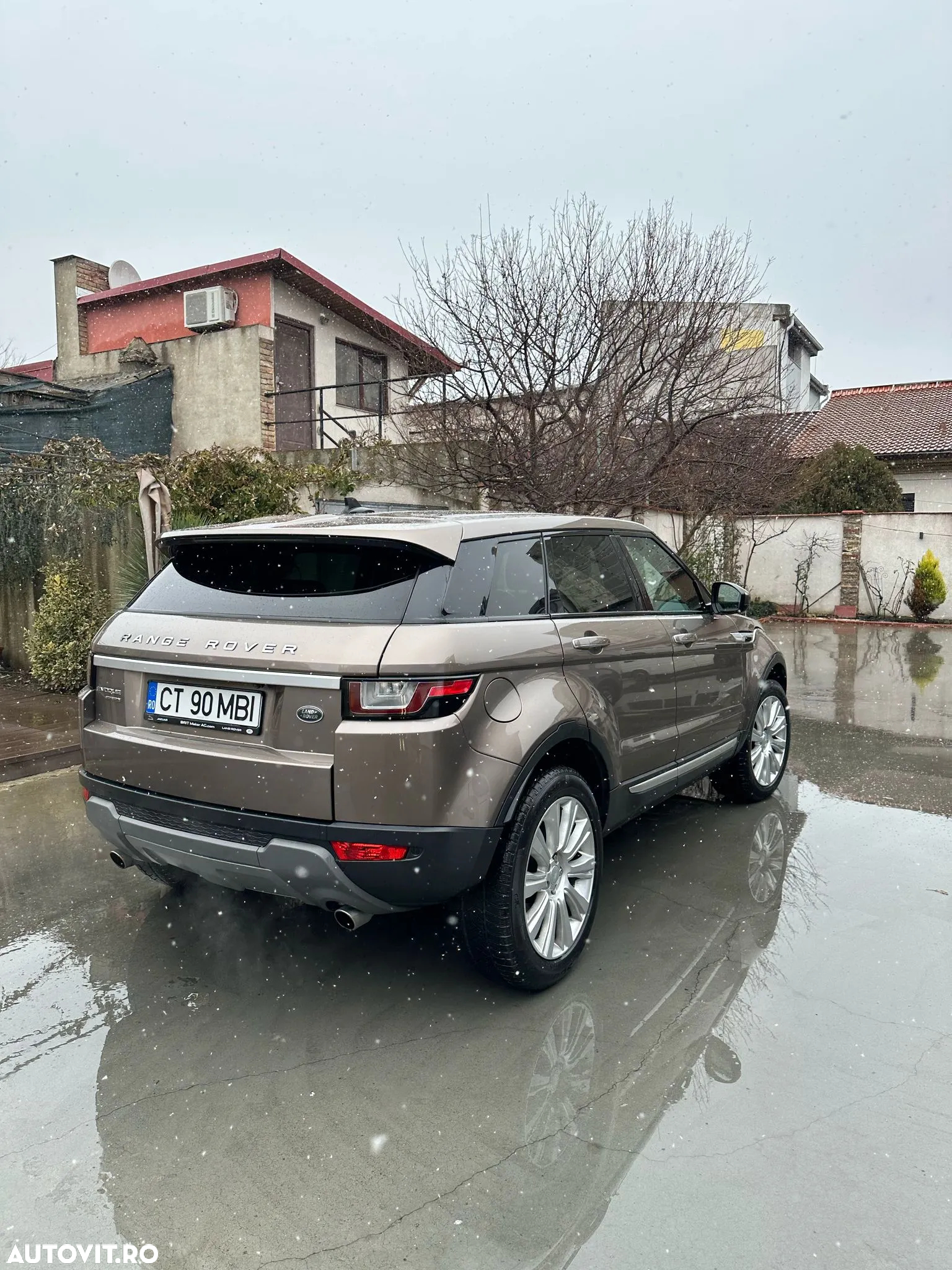 Land Rover Range Rover Evoque - 2