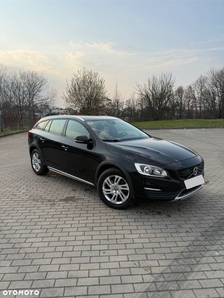 Volvo V60 Cross Country D3 Geartronic Summum - 6