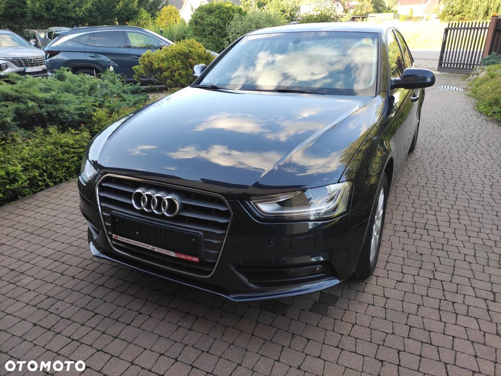 Audi A4 Limousine 2.0 TFSI Limited Edition - 11