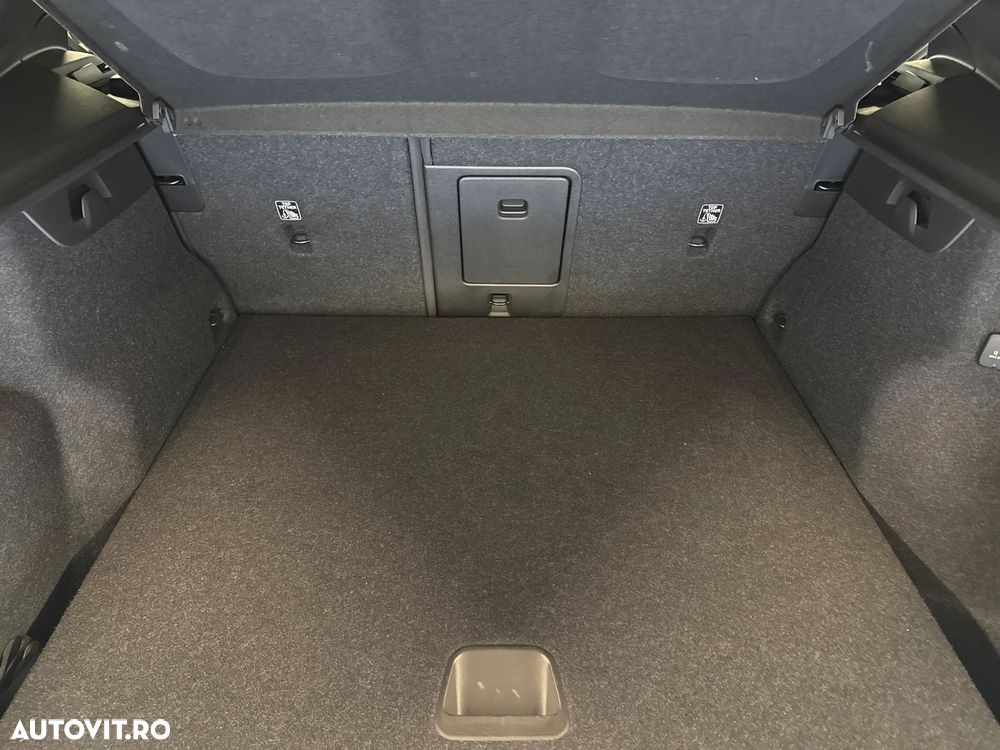 Volvo XC 40 T4 Recharge DKG Plus Bright - 15