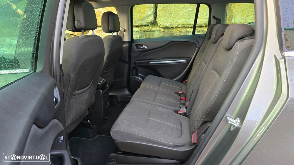 Opel Zafira - 39